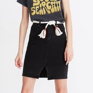 Madewell denim skirt size 25